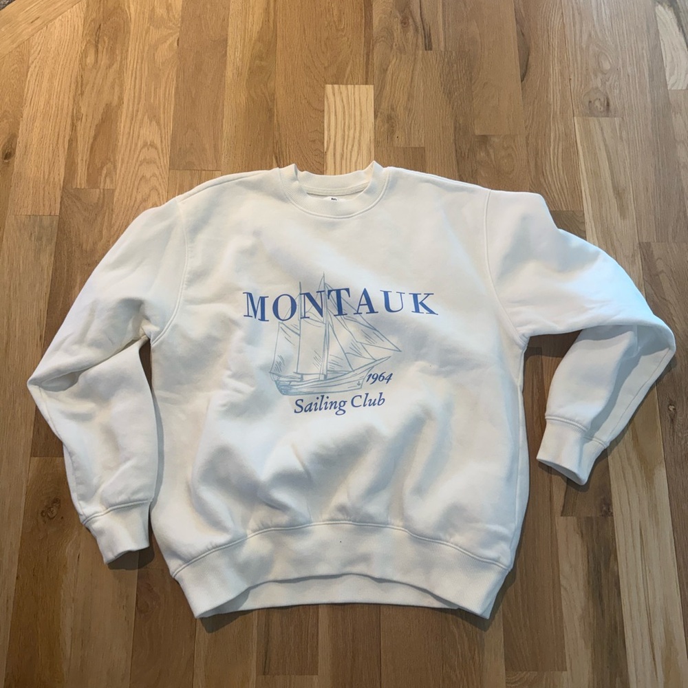 BP Montauk Crewneck - Picture 2 of 3